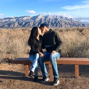 Meet your Posher, Desiree